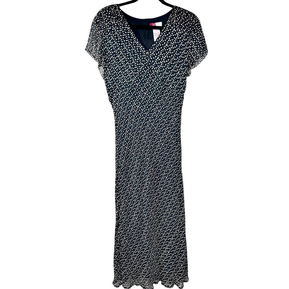 Beth Dutton-style maxi dress, 10, v-neck, ruffle sleeves, fitted Sexy Western - Picture 3 of 11
